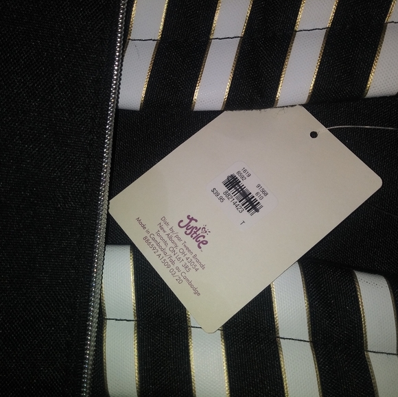 Justice Backpack - Picture 2 of 2